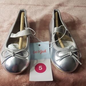 Cat & Jack Silver Kids Ballet Flats